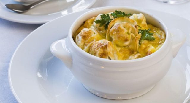 Запеченный пельмени